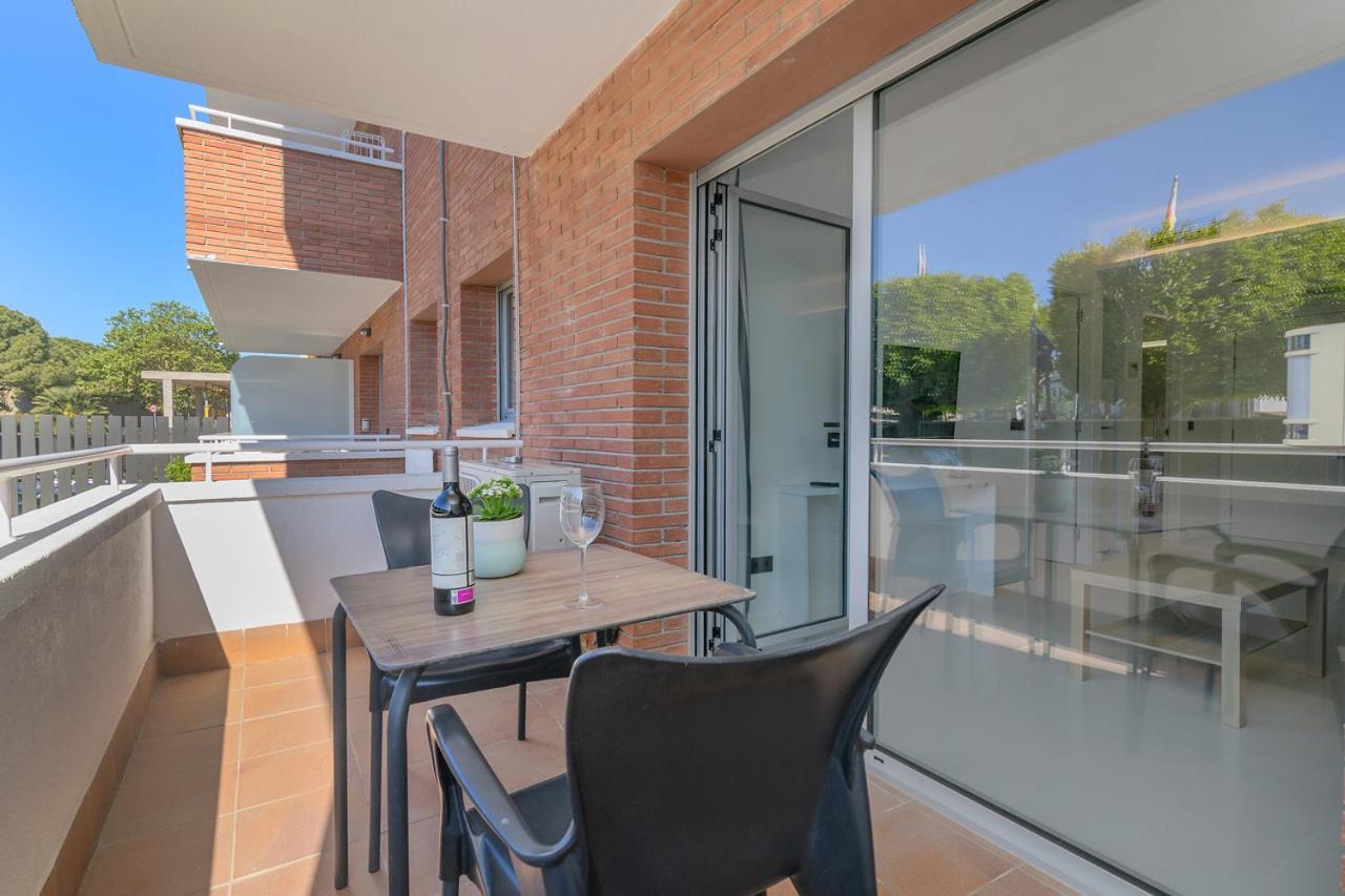 Aparthotel Marsol Castelldefels Exterior foto
